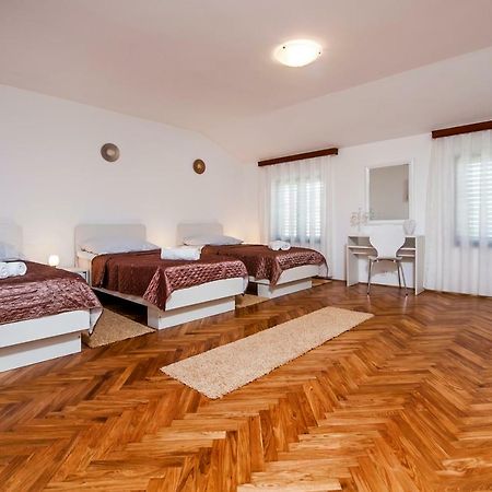 Apartment Valentina Rovinj Exterior photo