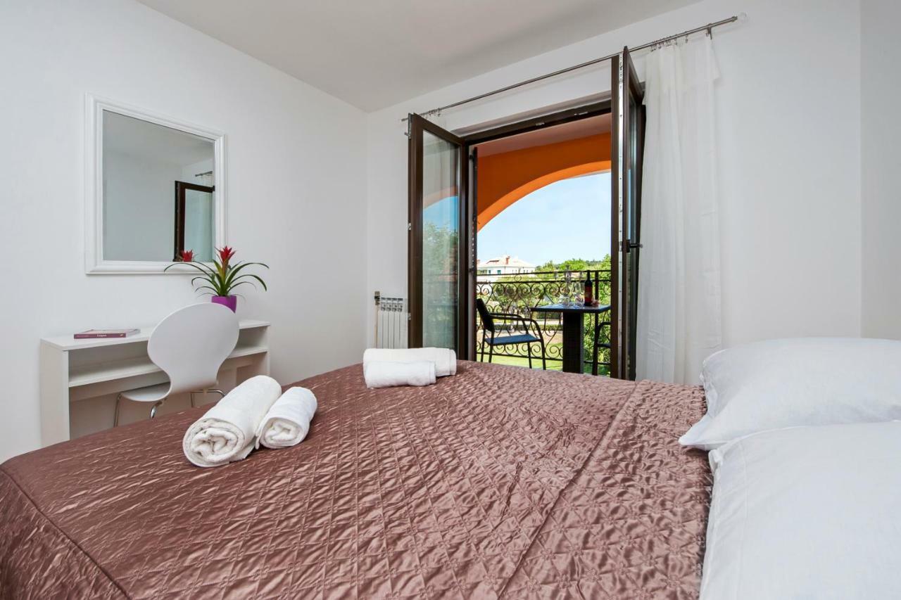 Apartment Valentina Rovinj Exterior photo